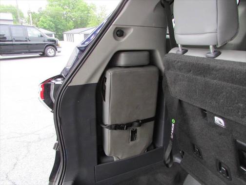 2021 Toyota Sienna XLE 8 Passenger