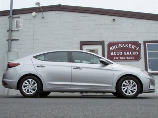 2020 Hyundai ELANTRA SE