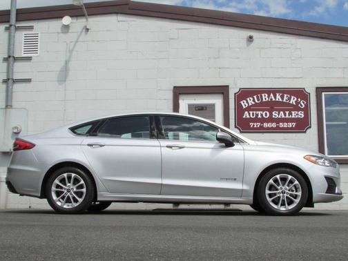 Silver 2019 Ford Fusion Hybrid SE