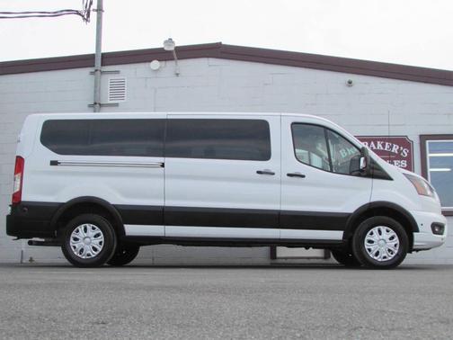 2024 Ford Transit-350 XLT