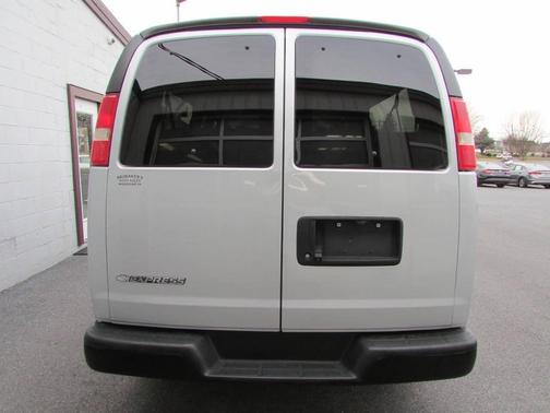 2017 Chevrolet Express 3500 LS