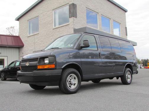 2017 Chevrolet Express 2500 LS