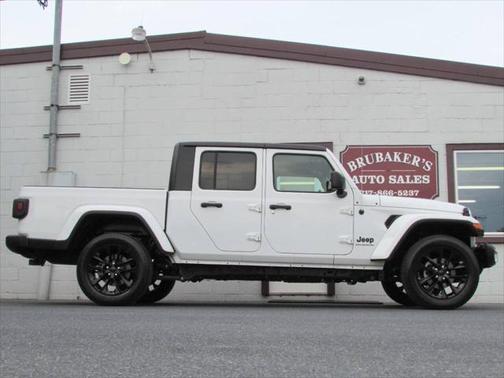 2023 Jeep Gladiator Sport S