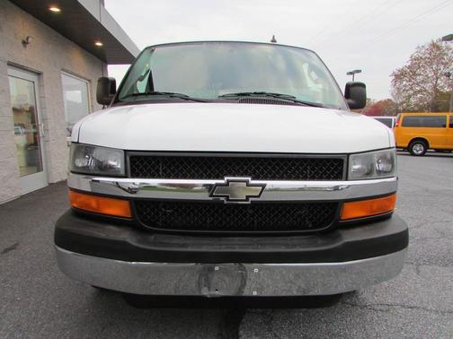2016 Chevrolet Express 3500 LT