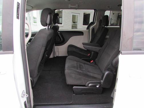 2016 Dodge Grand Caravan AVP/SE