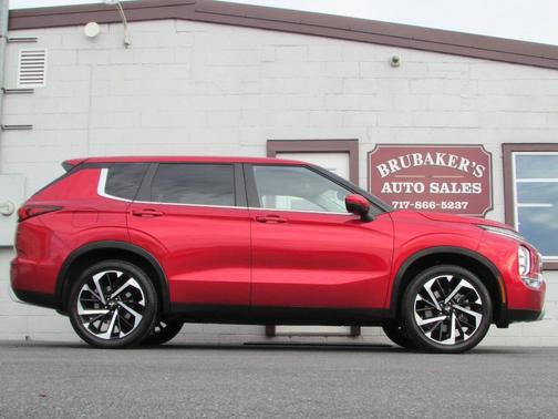 2022 Mitsubishi Outlander SE