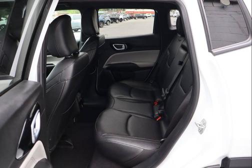 Bright White Clearcoat 2025 Jeep Compass Limited
