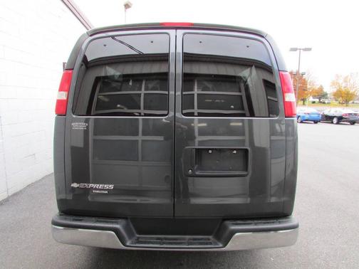 2016 Chevrolet Express 3500 LT