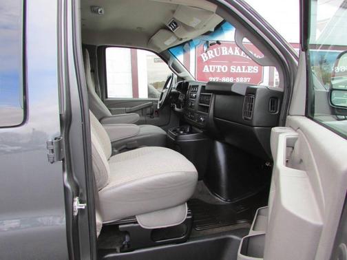 2016 Chevrolet Express 3500 LT