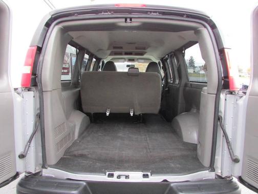 2014 Chevrolet Express 1500 LS