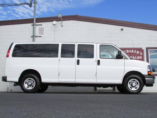 2016 Chevrolet Express 3500 LT