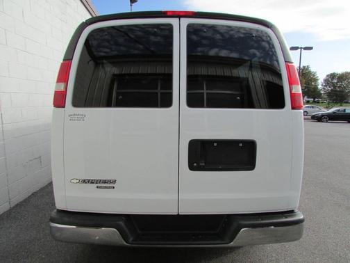2016 Chevrolet Express 3500 LT