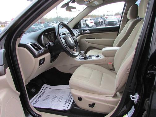 2018 Jeep Grand Cherokee Laredo E