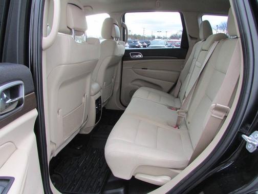 2018 Jeep Grand Cherokee Laredo E