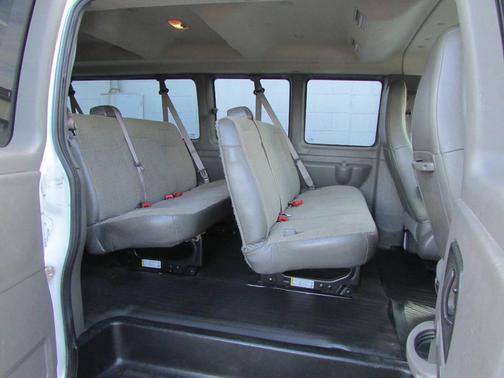 2019 Chevrolet Express 3500 LS