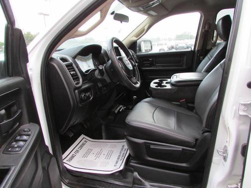 2020 RAM 2500 Tradesman Crew Cab 4X4 8' Box