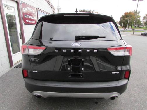 2022 Ford Escape SE