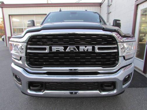 2024 RAM 2500 Big Horn 4x4 4dr Crew Cab 6.3 ft. SB Pickup