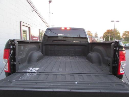 2024 RAM 2500 Big Horn 4x4 4dr Crew Cab 6.3 ft. SB Pickup