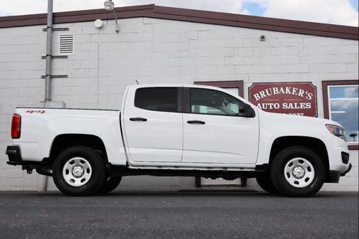 White 2018 Chevrolet Colorado WT
