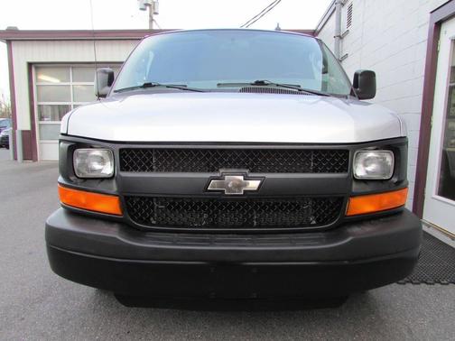 2016 Chevrolet Express 2500 LS