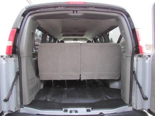 2016 Chevrolet Express 2500 LS