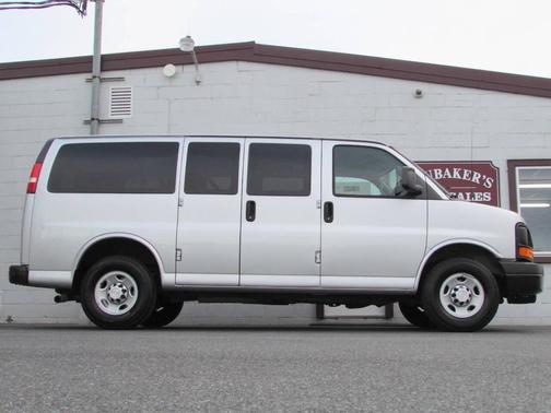 2016 Chevrolet Express 2500 LS