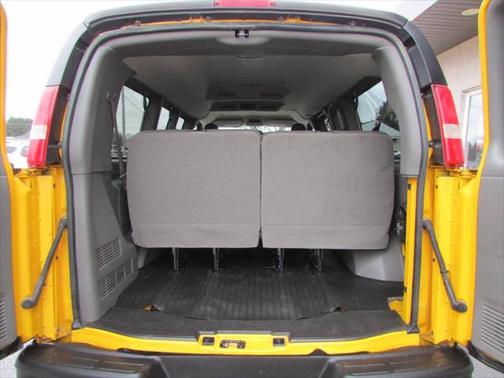 2016 Chevrolet Express 2500 LS