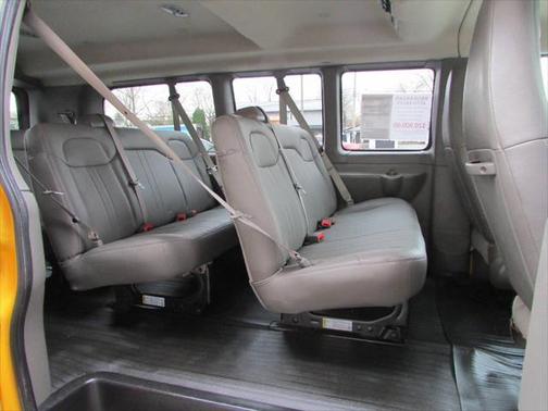 2016 Chevrolet Express 2500 LS