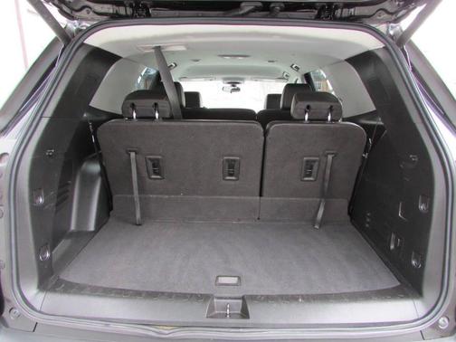 Black 2020 Chevrolet Traverse LT Leather