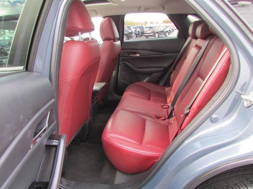 2024 Mazda CX-30 2.5 S Carbon Edition