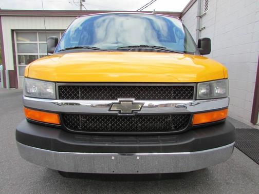 2016 Chevrolet Express 3500 LS