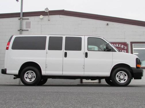 2015 Chevrolet Express 2500 LS