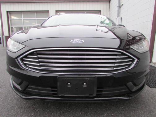 2018 Ford Fusion Hybrid SE