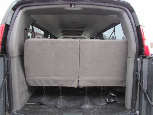 2017 Chevrolet Express 3500 LS