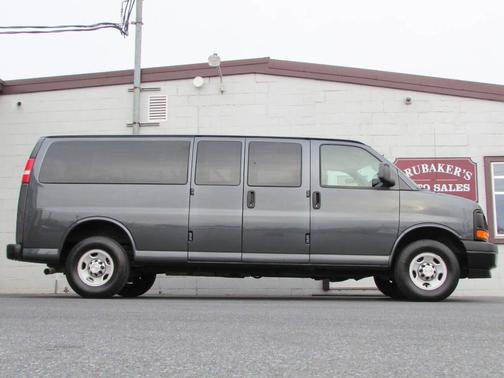 2017 Chevrolet Express 3500 LS