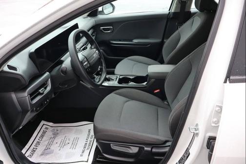 White 2025 Kia K4 LXS 4dr Sedan