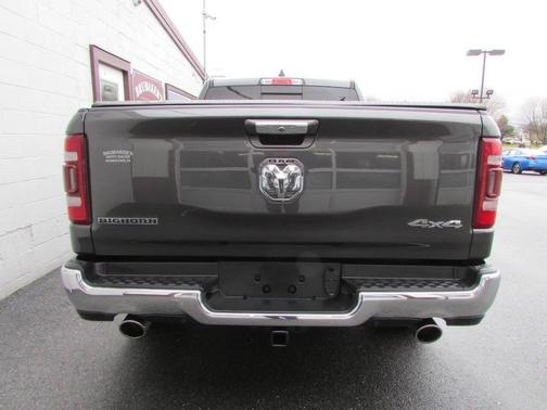 Gray 2019 RAM 1500 Big Horn