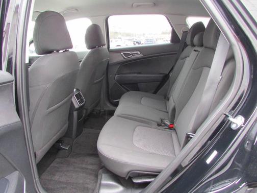 2025 Kia Sportage LX