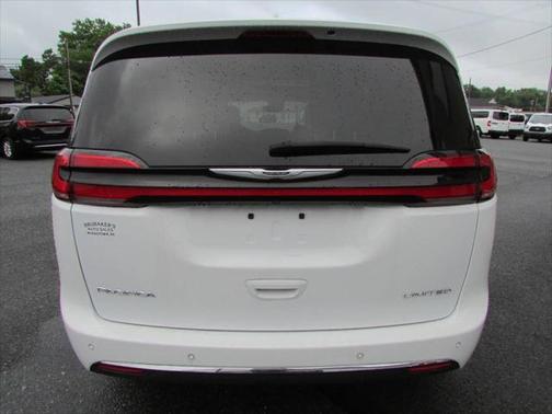 2022 Chrysler Pacifica Limited
