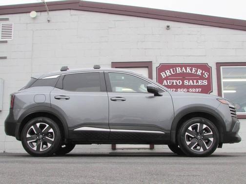 2025 Nissan Kicks SV