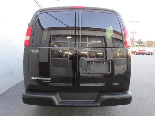 2015 Chevrolet Express 2500 LS