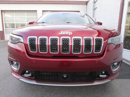 2019 Jeep Cherokee Overland