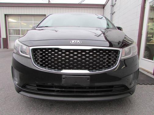 2018 Kia Sedona L