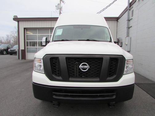 2021 Nissan NV Cargo NV3500 HD S V8