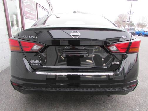 2023 Nissan Altima 2.5 SV