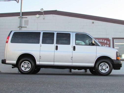 2016 Chevrolet Express 2500 LS