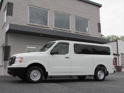 2017 Nissan NV Passenger NV3500 HD S V6