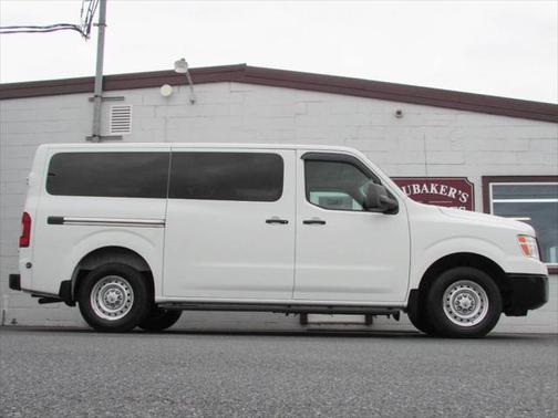 2017 Nissan NV Passenger NV3500 HD S V6