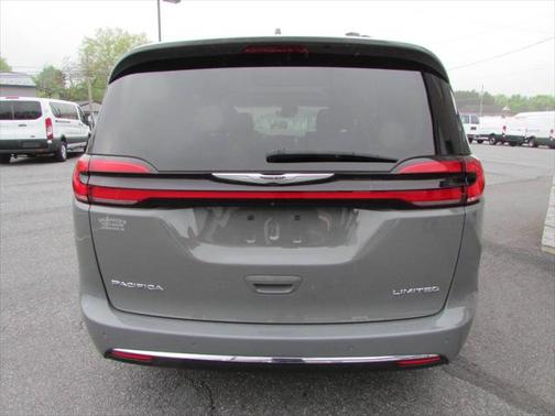 2022 Chrysler Pacifica Limited